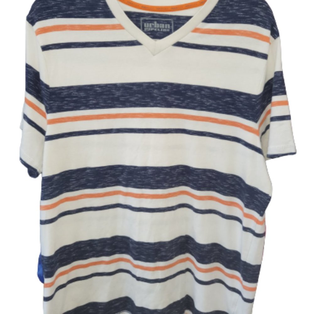 Urban Pipeline Men’s V-Neck T-shirt. Size: Large